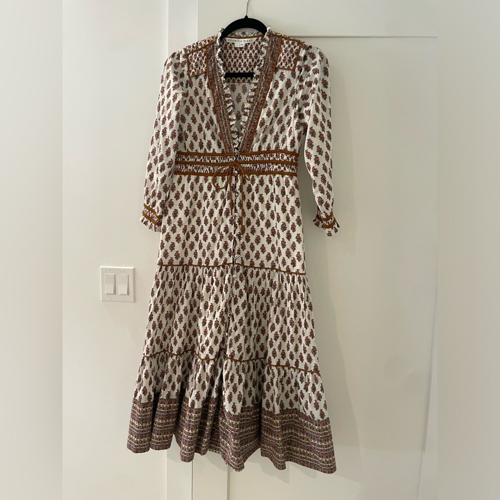 Veronica Beard Midi Dress!